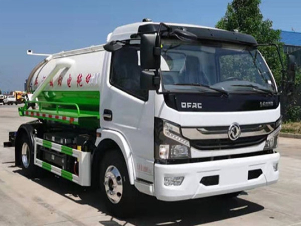 5方純電動吸污車